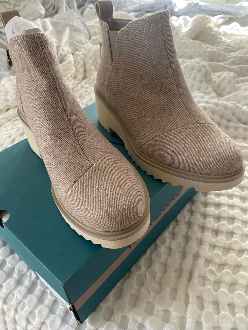 Toms Maude Ankle Booties
